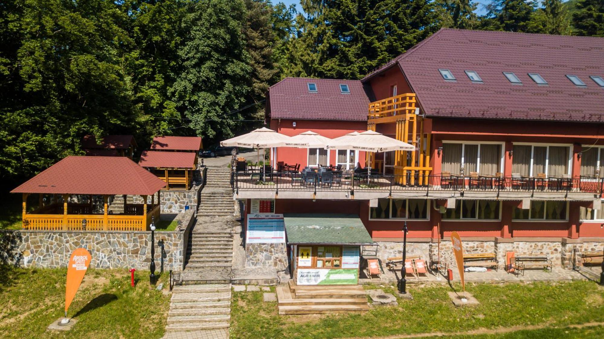 Suior Resort Baza Бая-Сприе Экстерьер фото
